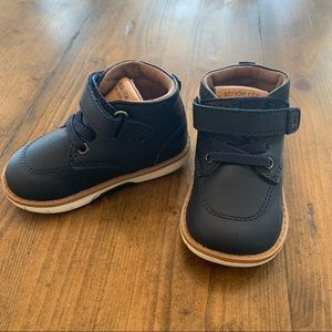 Toddler/Baby Boy Stride Rite Boots Size 4